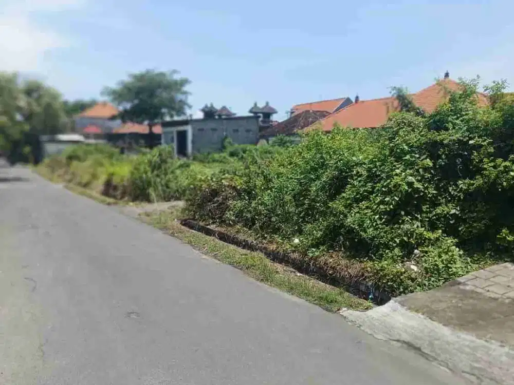 Di kontrakan tanah jalan Drupadi , Denpasar, Bali