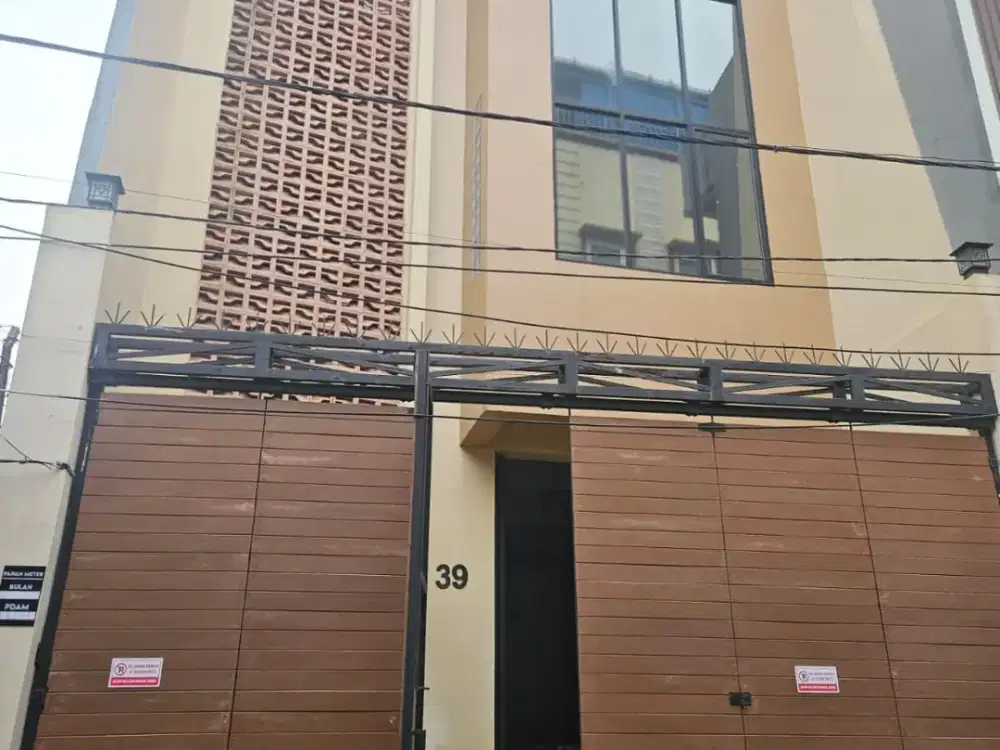 Dijual Rumah Tambora 2  jakarta barat - AC