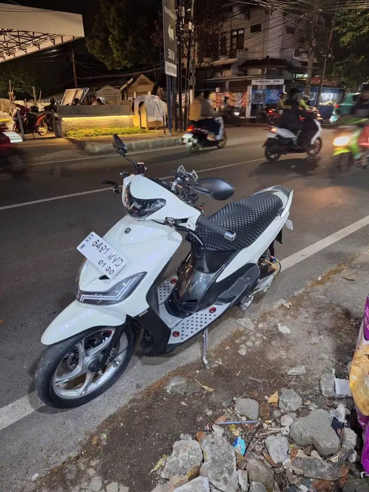 Jual santai, motor mulus dan terawat setiap bulan nya.