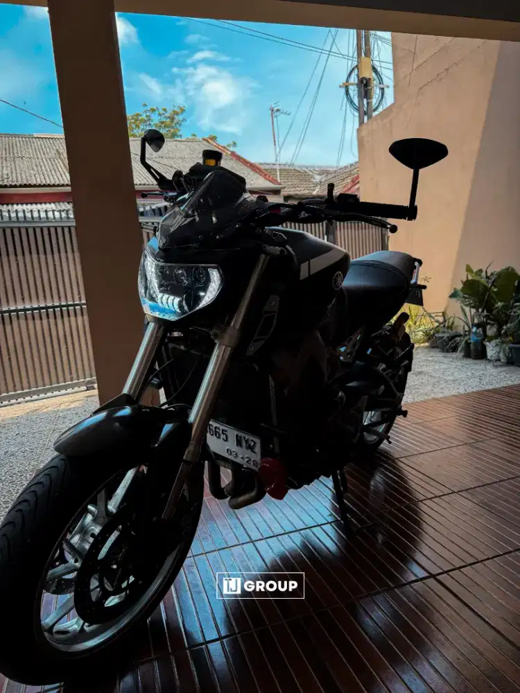 FOR SALE!! Yamaha MT-09 2015