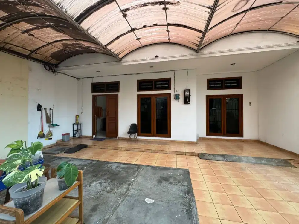 Dijual Rumah luas 1.5 lantai di Dwi warna ,Mangga Besar, Jakpus