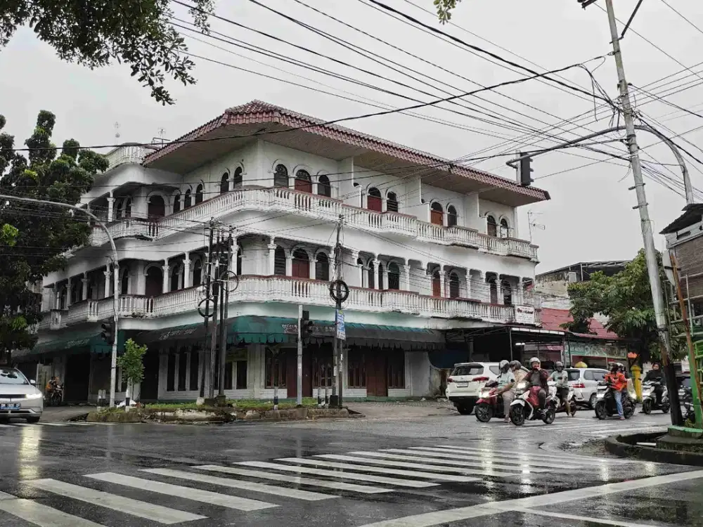 RUKO GANDENG 3 PINTU DEKAT MAL & BANK | SHOWROOM JALAN SUTOMO PEKANBARU