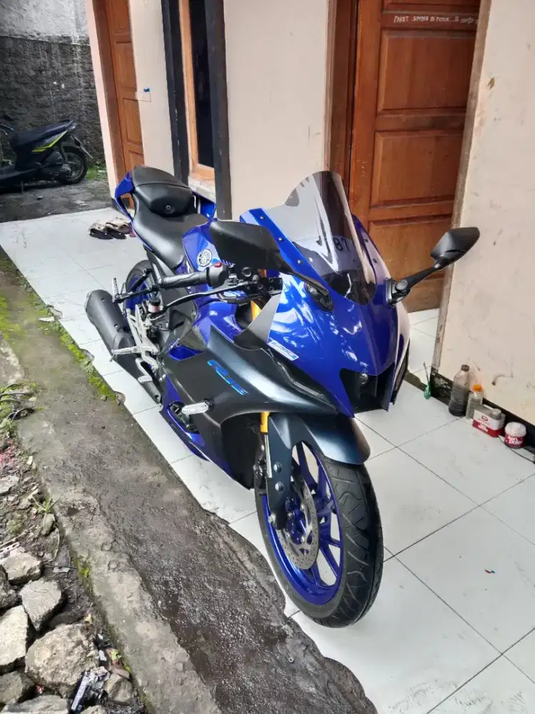 Yamaha R15 v4 2023