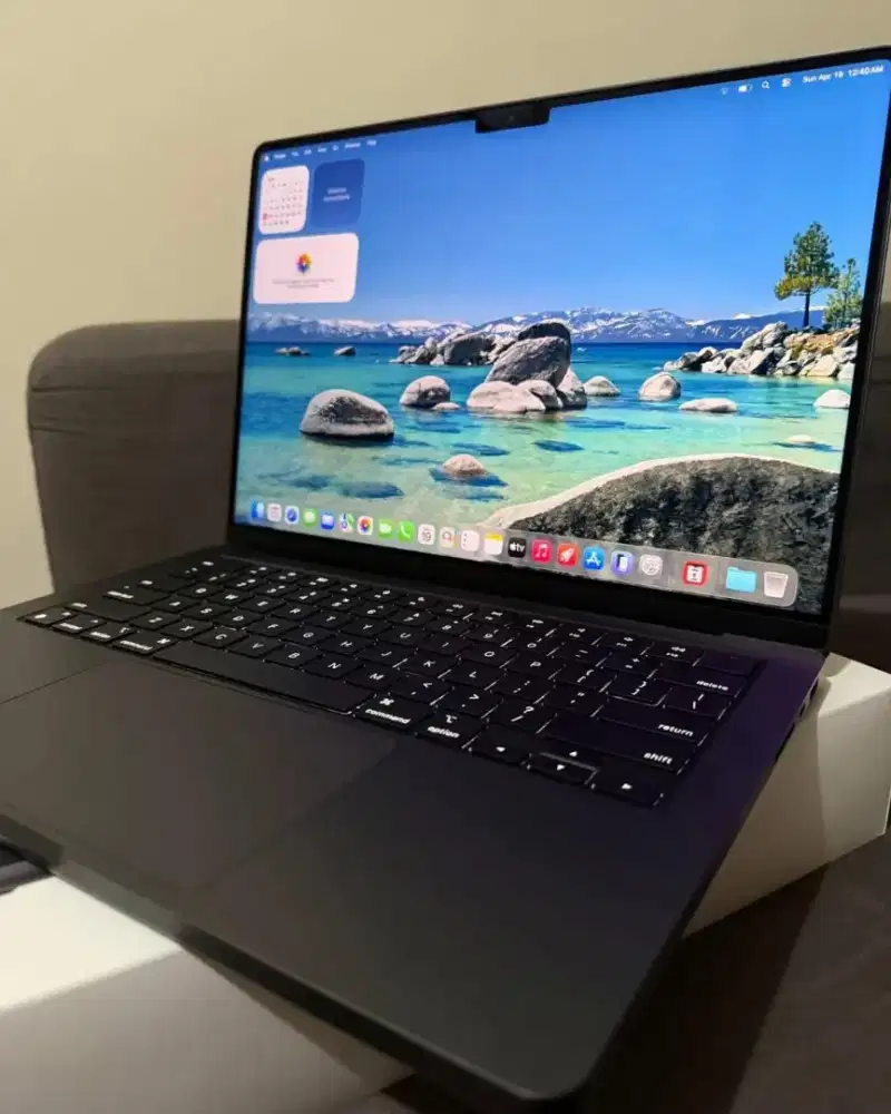 macbook pro m4 (2024)