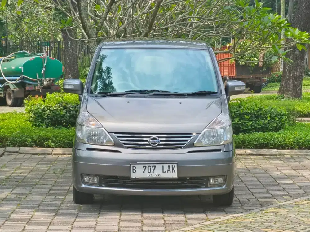 Nissan Serena Hws matic 2011