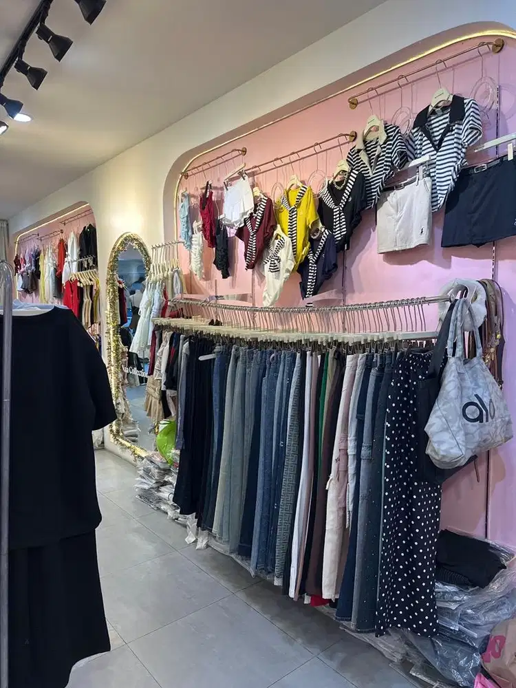 DICARI KARYAWATI SPG TOKO BAJU FASHION