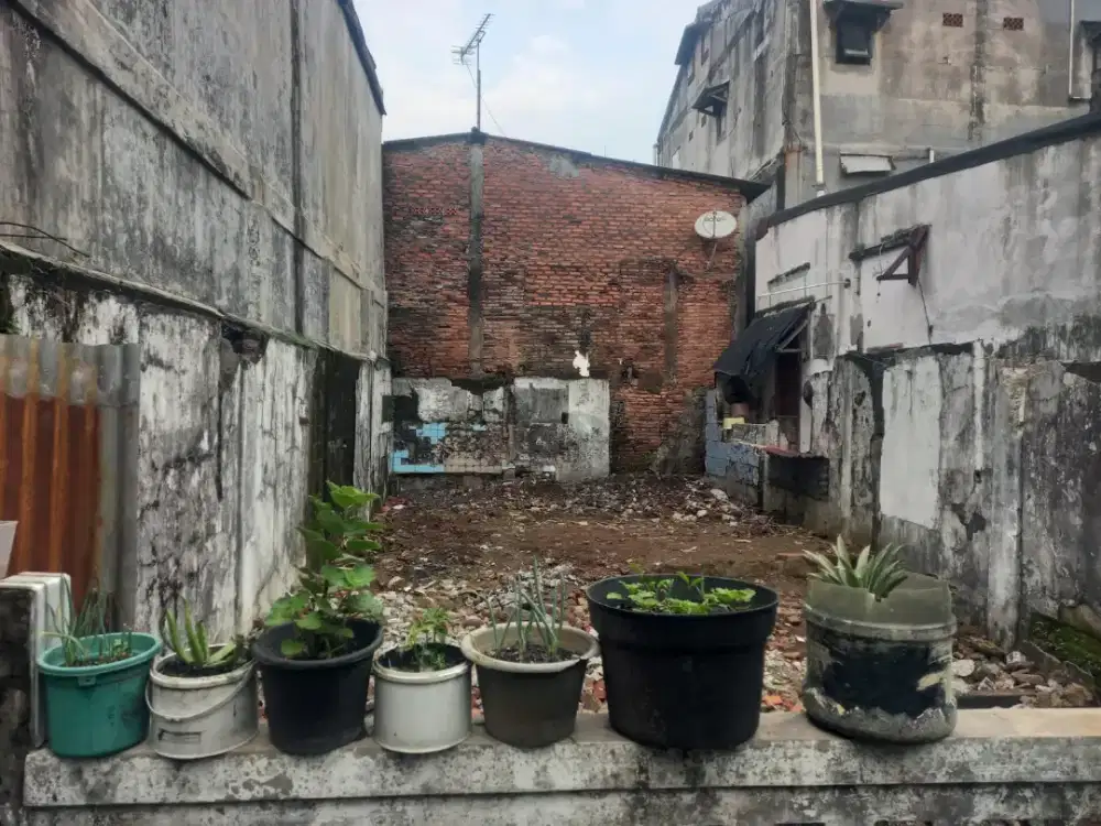 Dijual Tanah Kosong (Dekat Kampus UNJ) - Jakarta Timur