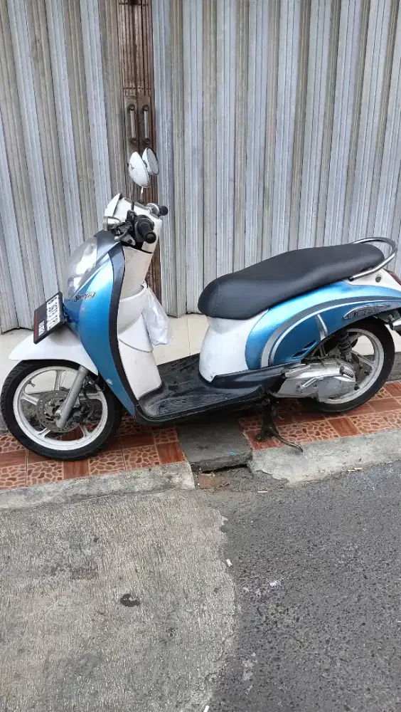 Honda Scoopy 2012
