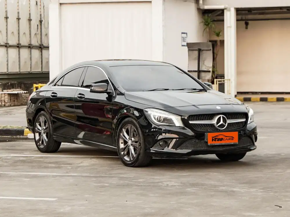 Mercy CLA 200 at Hitam 2015,LOW KM