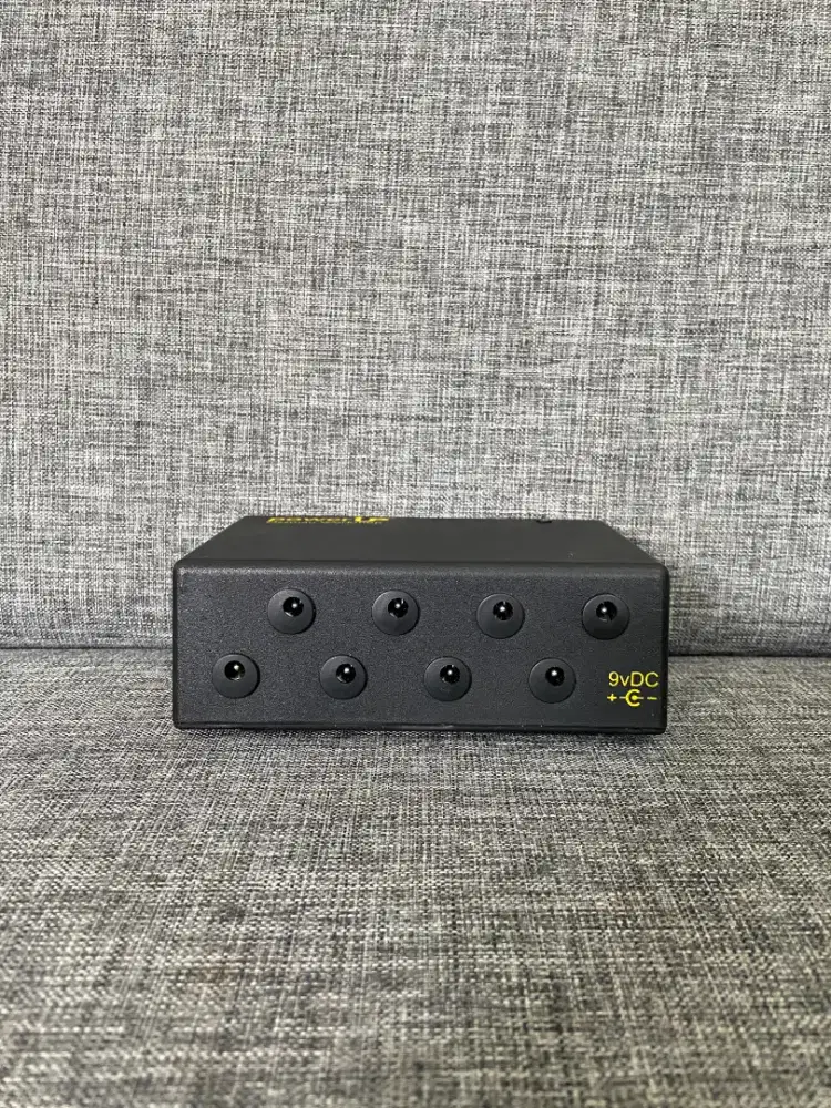 Power supply efek gitar ozzman