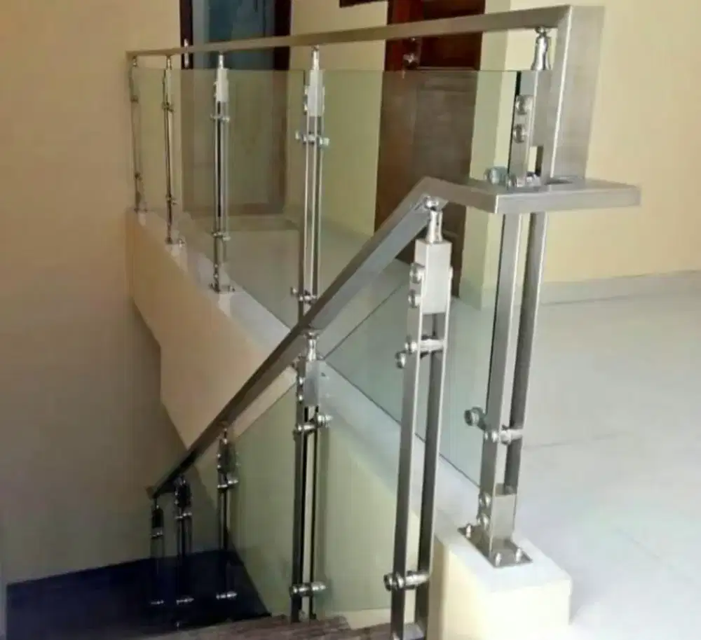 Reling tangga balkon stenlies kaca stell