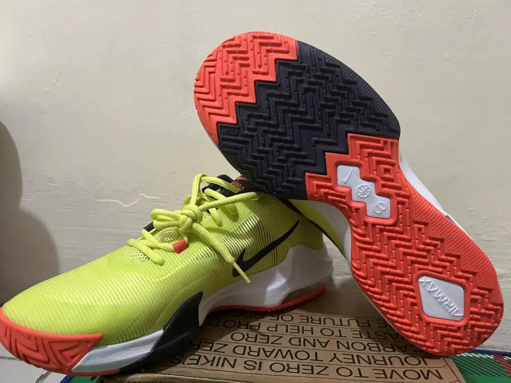NIKE AIRMAX IMPACT 4