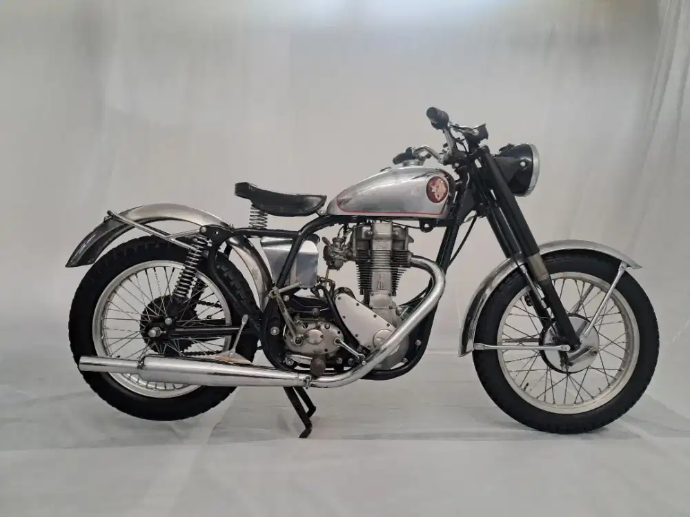 BSA BB34 Alloy Clipper 500cc Tahun 1956