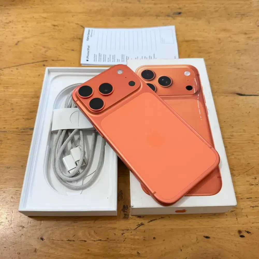 iPhone 17 PRO 256GB Cosmic Orange Garansi Rssmi iBox 7 Bulan lagi