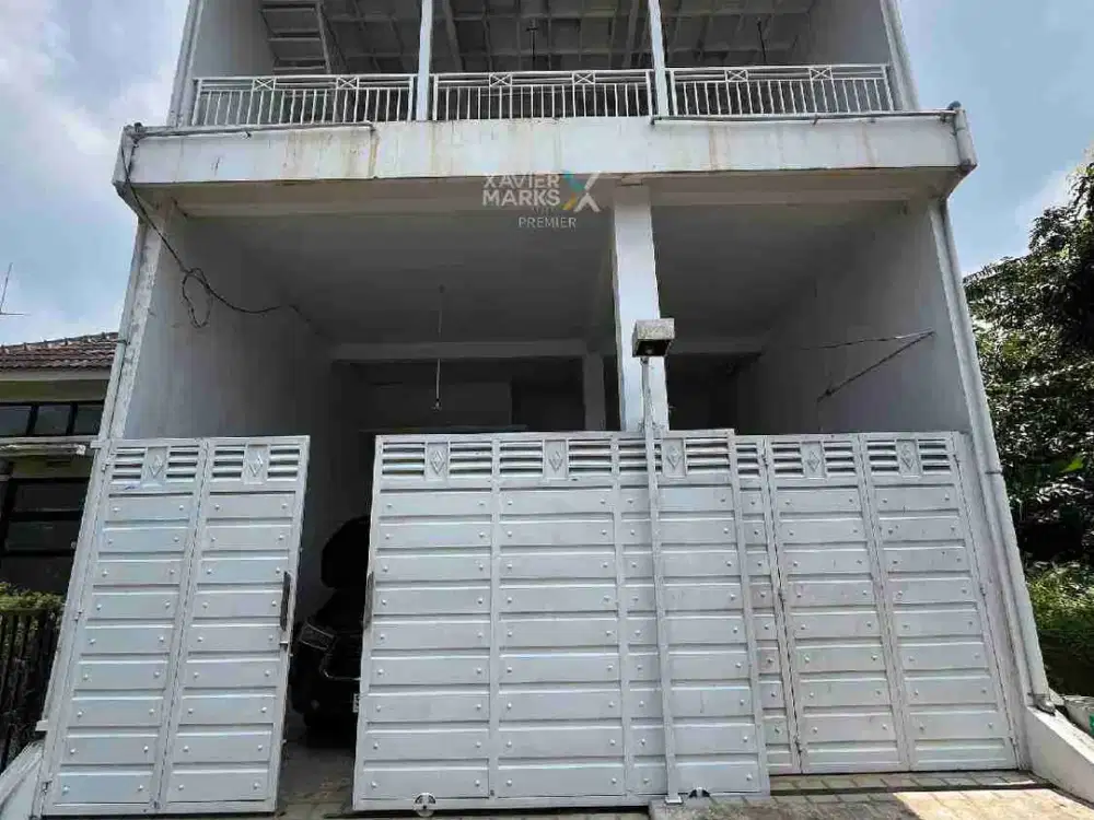 Dijual Murah Rumah Modern 2Lantai Plus Roof Top Dj Villa Bukit Tidar Merjosari Lowokwaru Malang