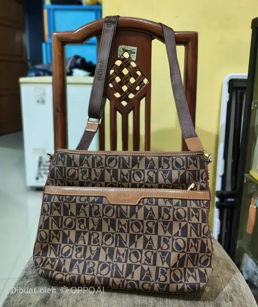 Preloved Tas Bonia Ori