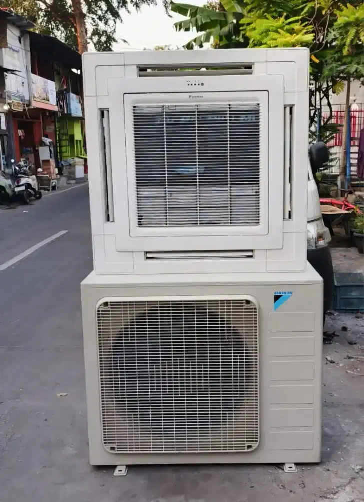 AC Daikin Malaysia 5  PK R 410 second