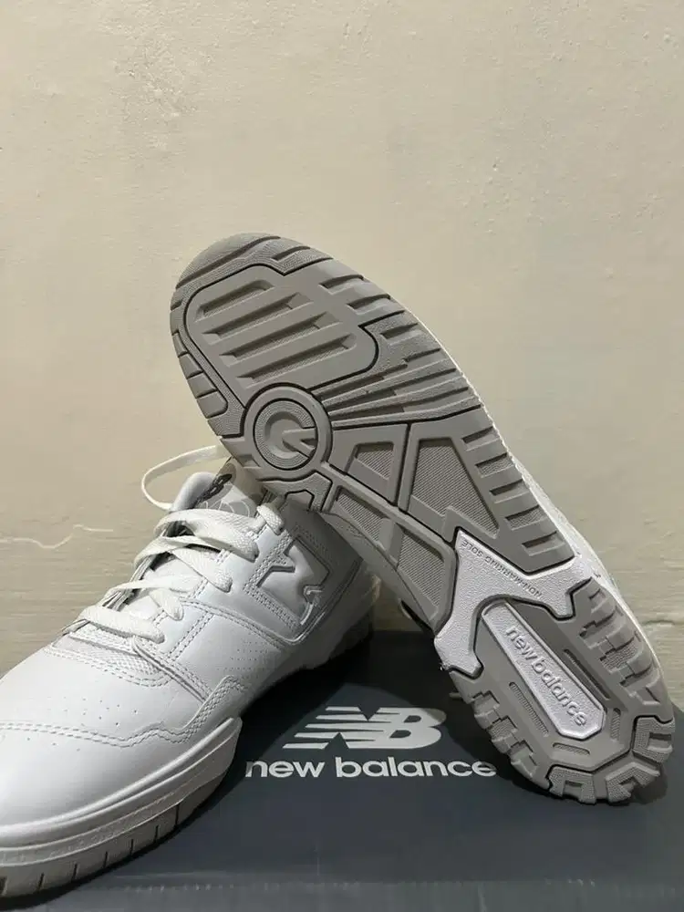 NEW BALANCE 550