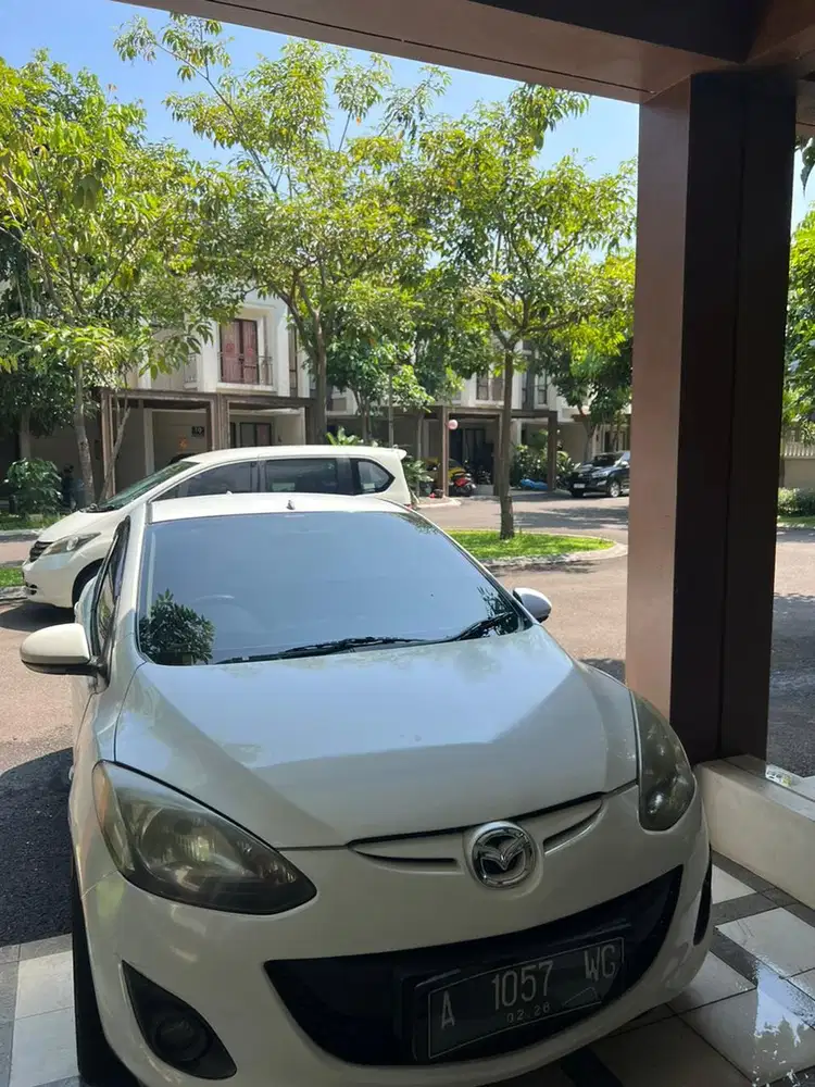 Mazda 2 2011 Bensin