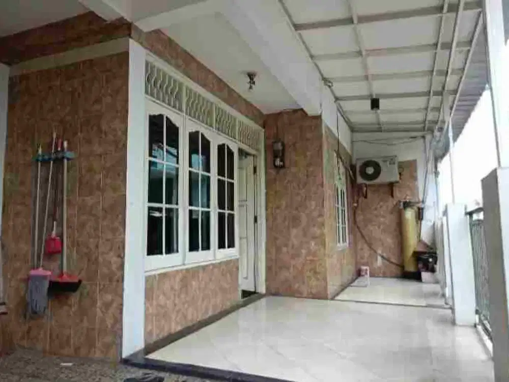 Rumah 2 lantai LT 90 LB 120 siap huni murah 850 jt di galaxy bebas banjir