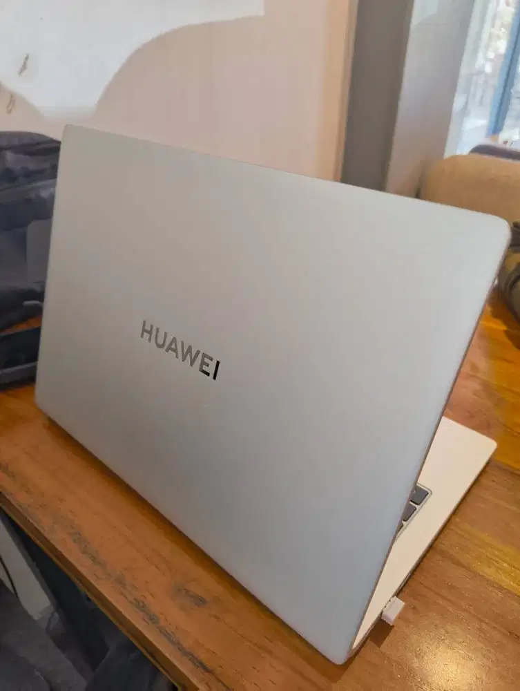Laptop Huawei MateBook D14 Core i3 Gen 12th 8/256 Fullset Bonus Tas
