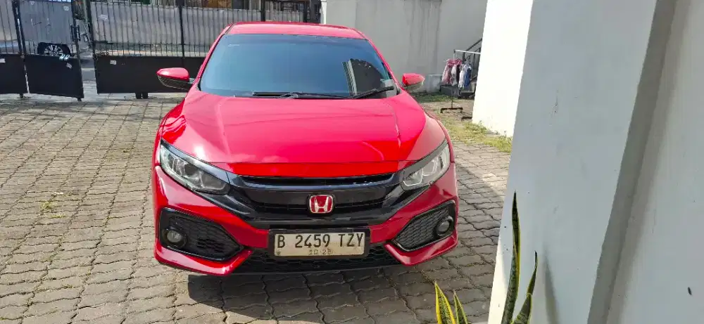 Dijual Honda Civic Turbo 1.5 TC S CVT, Merah