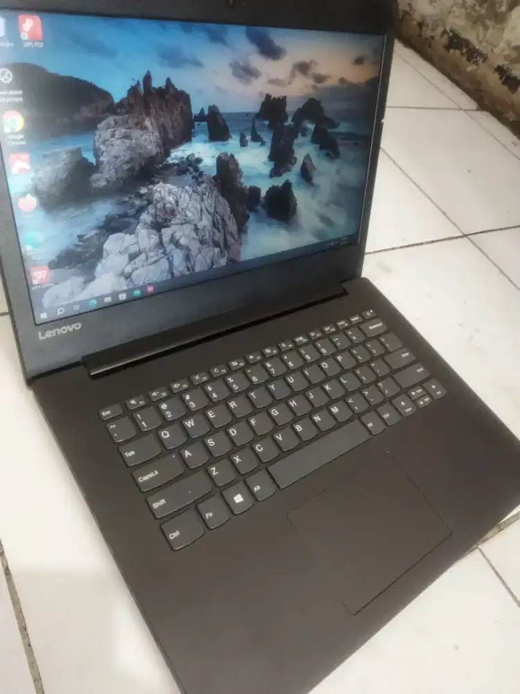 Lenovo core i3 gen6 ram 4gb ddr4 SSD 240gb Nvidia mx920 2gb