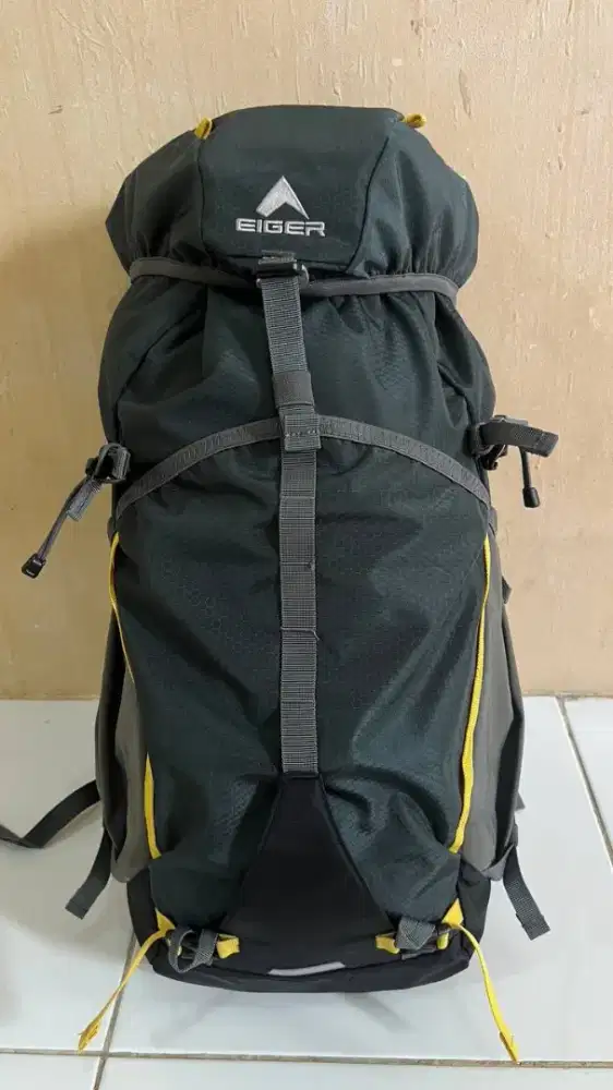 Tas Gunung/Carrier