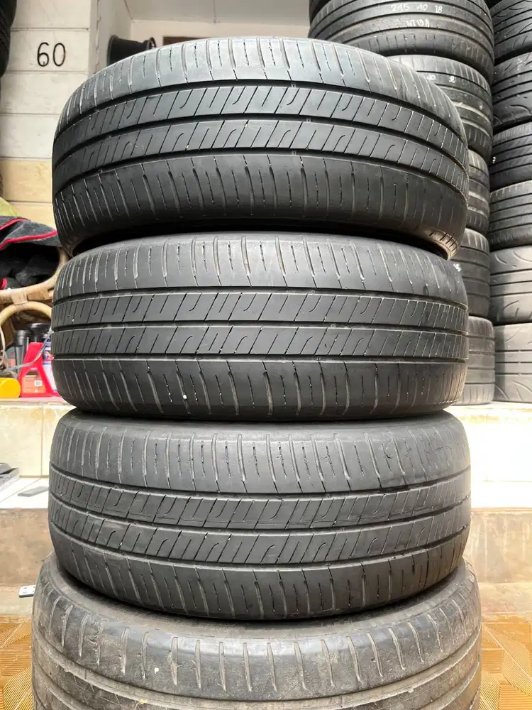 Ban Kumho Solus HS63  205 55 r16  3Pcs