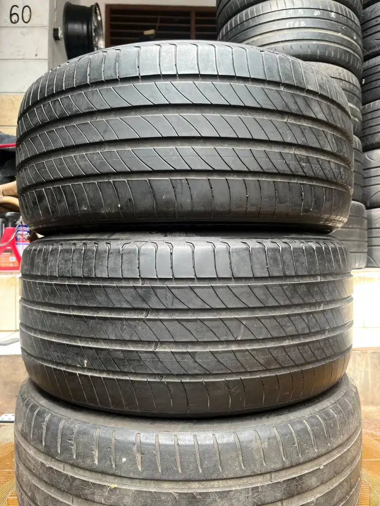 Ban Michelin Primacy 4  245 45 r17  2Pcs