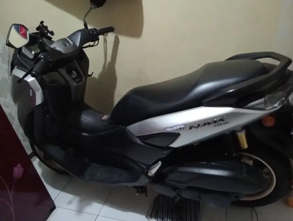 Di jual nmax new kyles abs