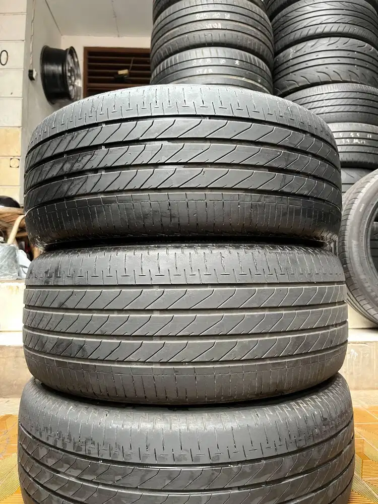 Ban Bridgestone Turanza T005A  225 50 r17  2Pcs