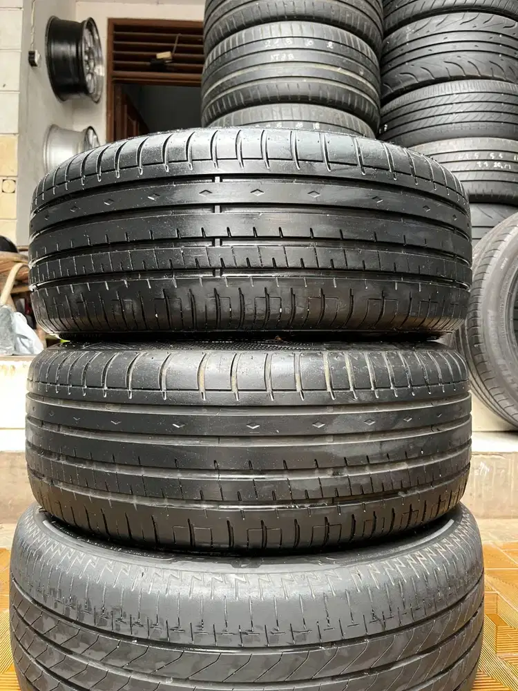 Ban Accelera PHI R  225 55 r16  2Pcs