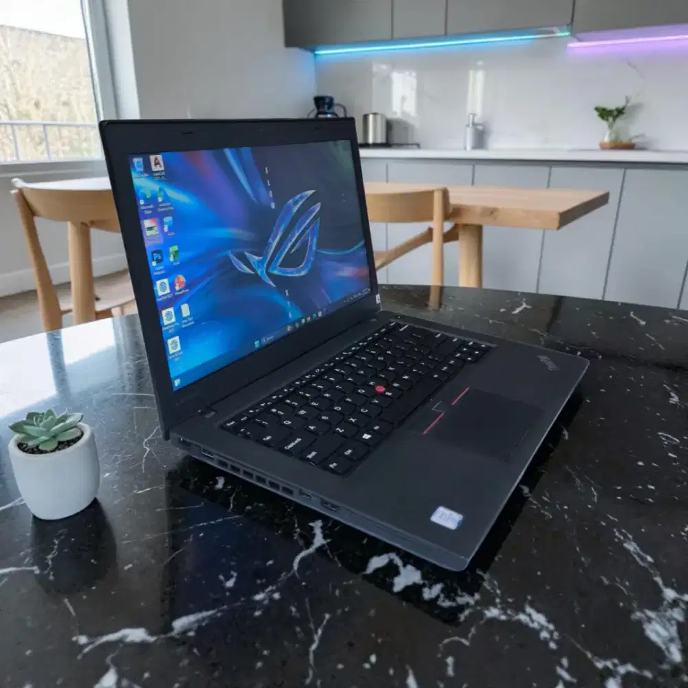 Lenovo Thinkpad T460 Core i5 Ram 8/256gb Ssd Siap Pakai COD