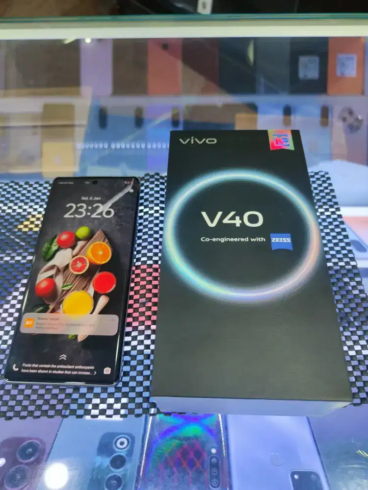 Vivo V40 12/256 5G