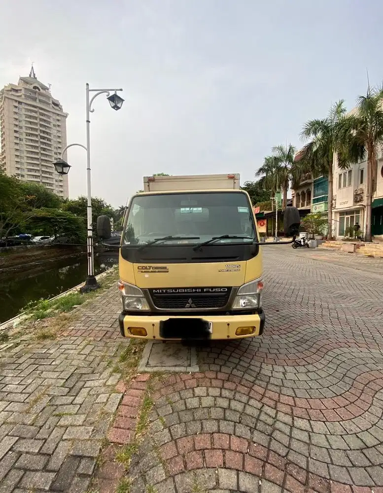 Mitsubishi Colt Diesel FE 71
