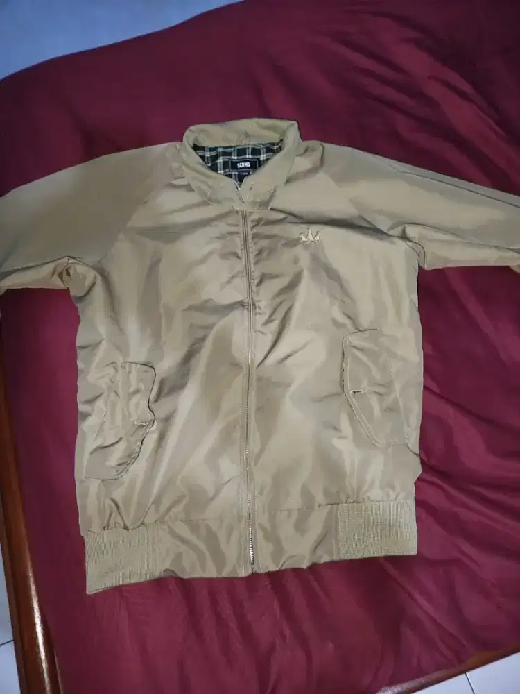 Screamous cleto Harrington