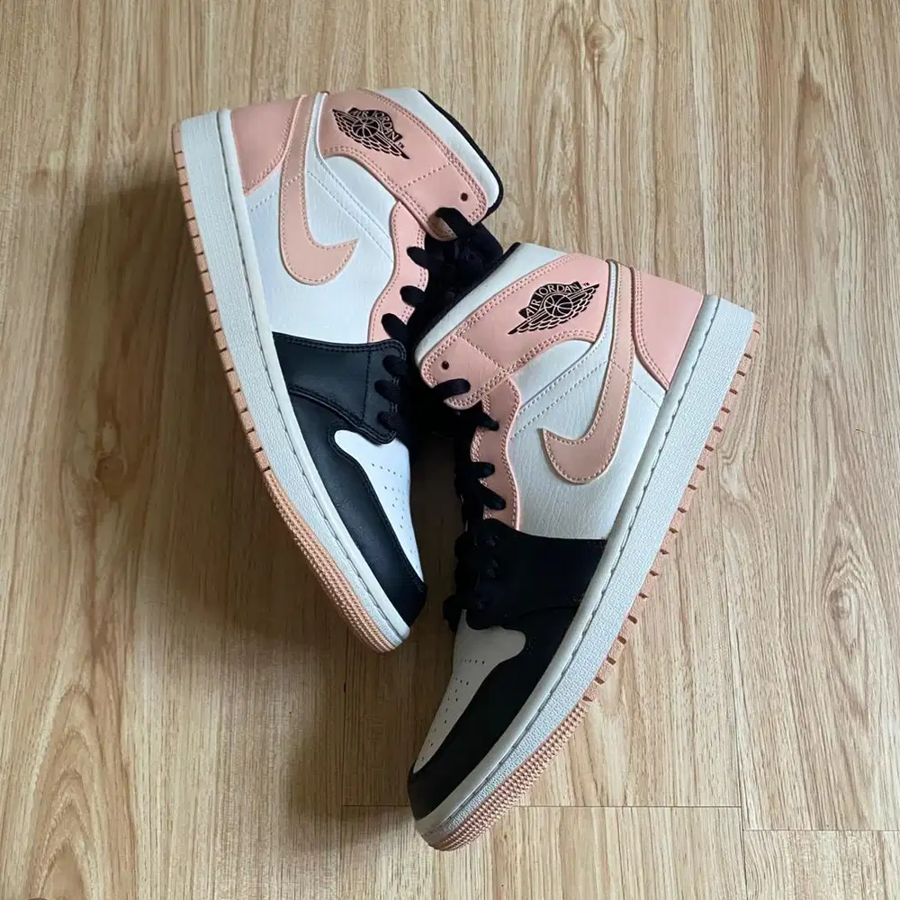 Separu Nike Air Jordan Mid Pink