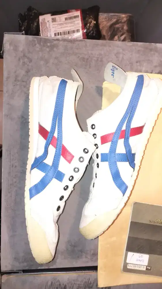 Onitsuka Tiger Mexico slip on