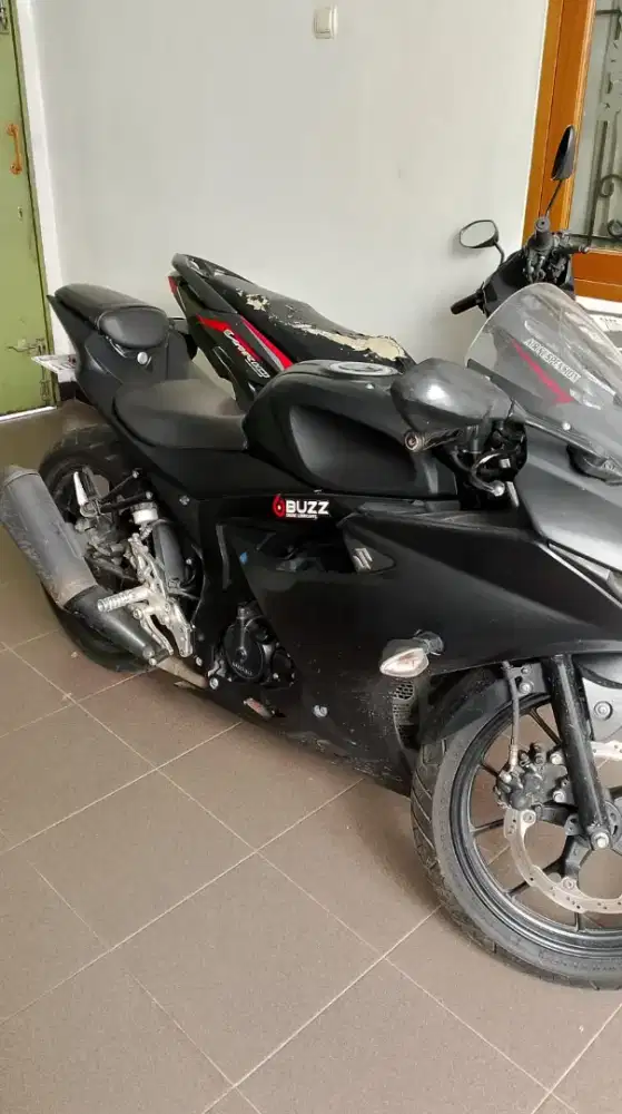 Suzuki GSX R-150 2019 LENGKAP