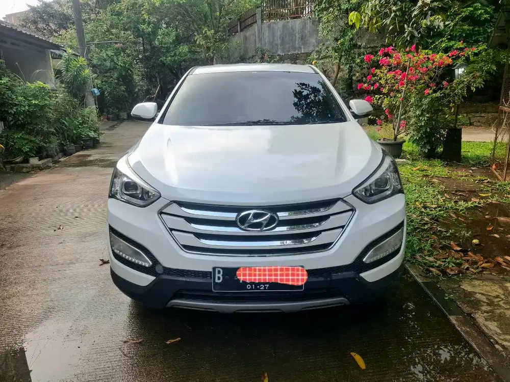Hyundai Santa Fe bensin 2.4 AT