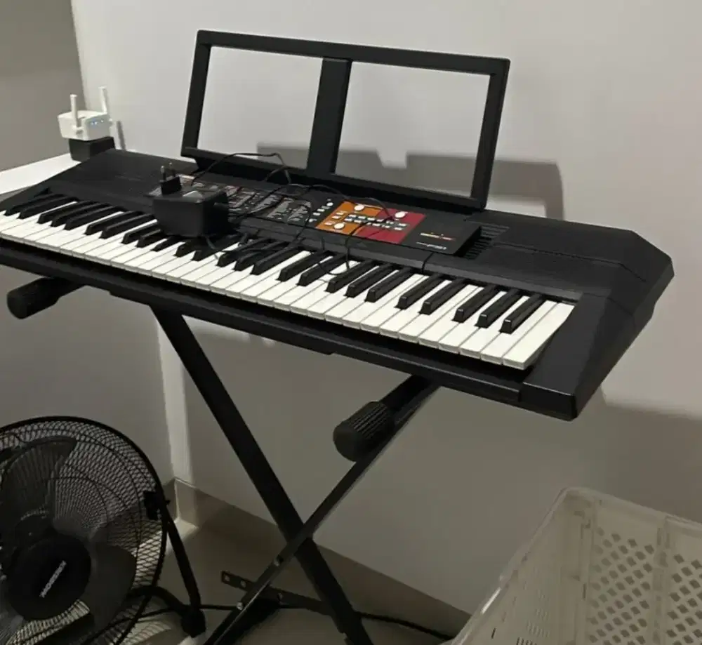 Keyboard yamaha psr f15