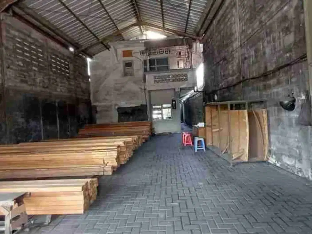 Dijual Rumah Usaha Butuh Cepat Laku Di Kenjeran