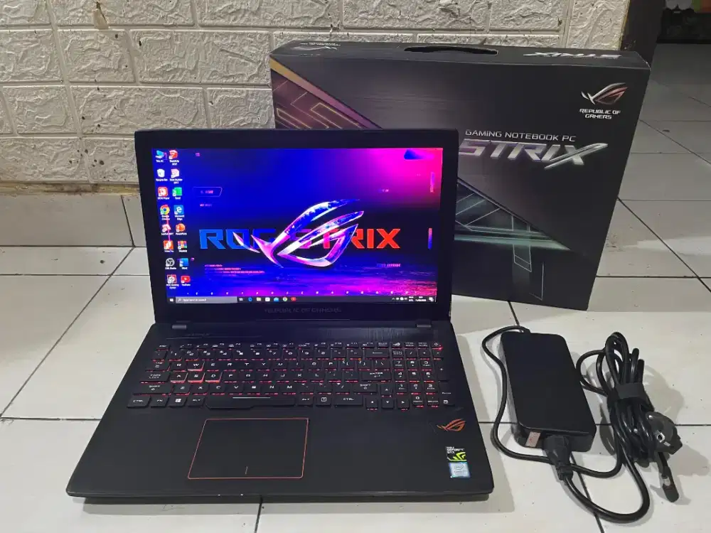 Dijual Asus ROG strix GL553VD Intel core i7 (ram 16/ssd 128/HDD 1 tb)