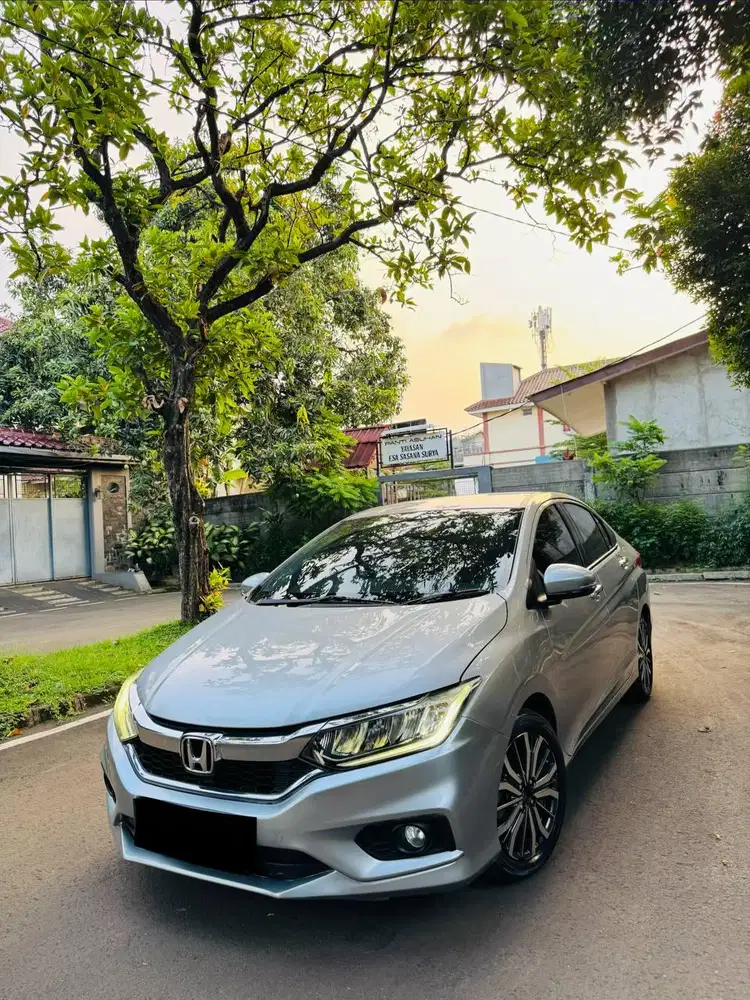 Honda City RS Matic Low KM Full Record Dealer Resmi