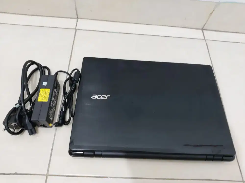 Laptop Acer Aspire E14