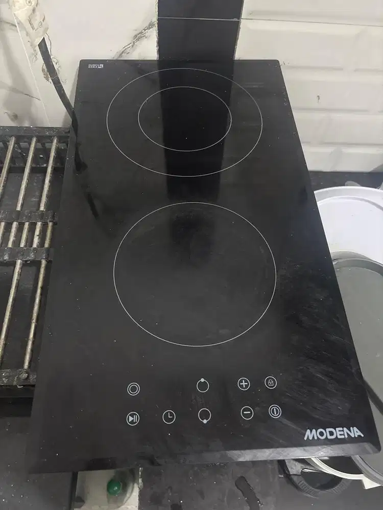Kompor Listrik Modena Tanam Vitoceramic 2 Tungku BC 1321 L