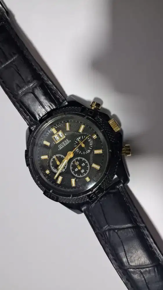 Jam Guess Phantom W0176G1