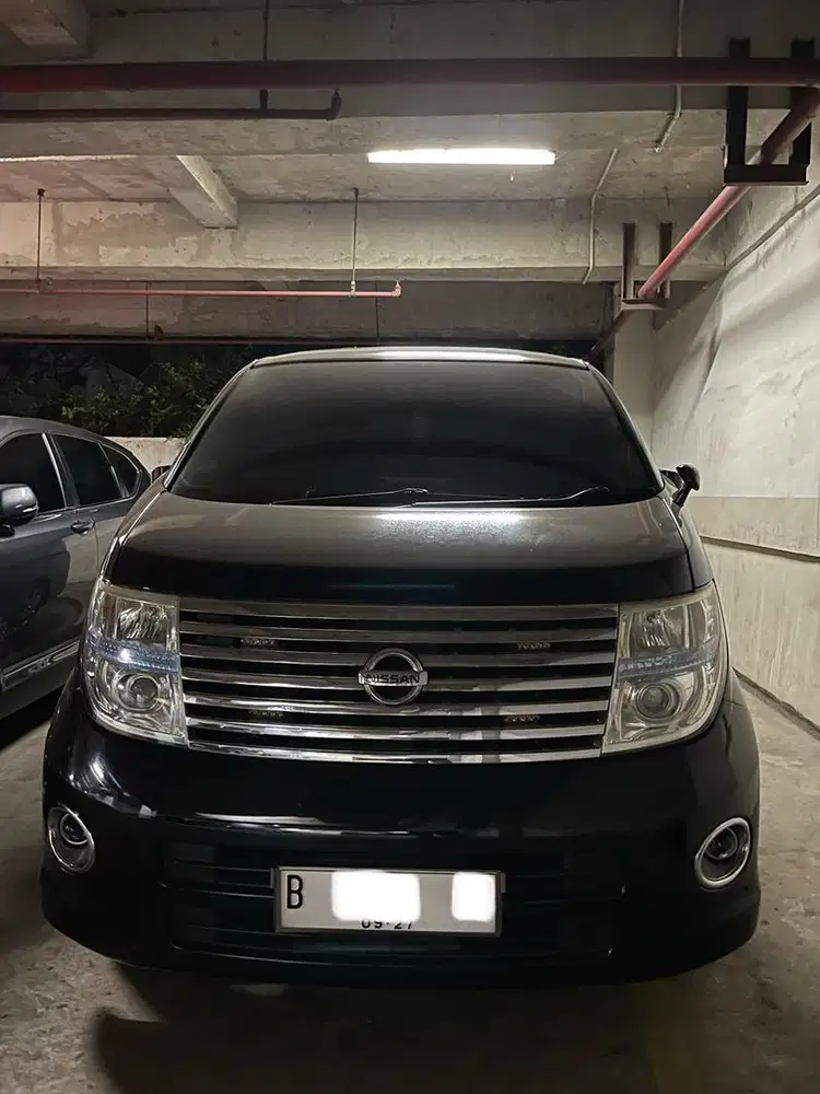 Nissan Elgrand e51