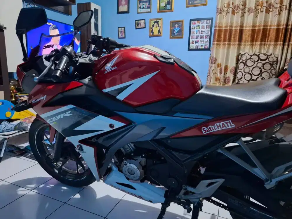 cbr 150 like new